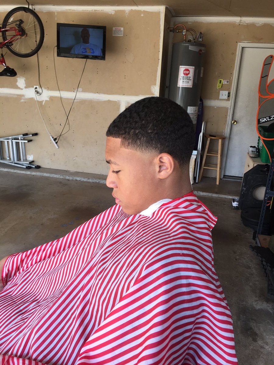 AllEyeCeeing's tweet photo. Being a father means 'no days off'.
#SundayMorningFlow #MyMainMan https://t.co/LcuVrGYNSs