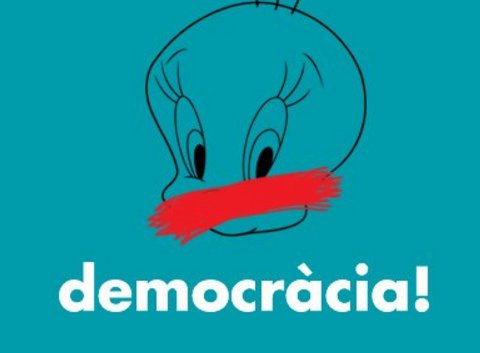 diariARA's tweet photo. No volies mems amb en Piuet? Doncs dues tasses i un 'trending topic' mundial #FreePiolin https://t.co/XY3N8Q83Pr https://t.co/8A5qhLiJqC