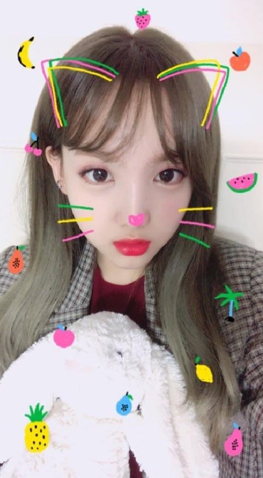 idolsfilters's tweet photo. twice ♡ nayeon https://t.co/Z6hGqcViRz
