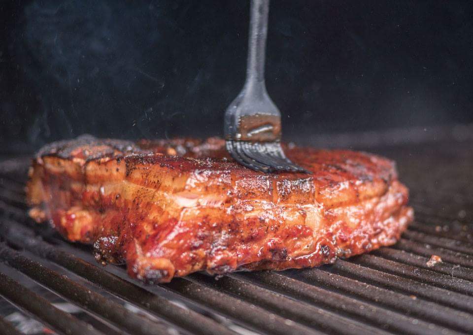 The third wheel at your dinner date 🍴

#BarknRender #porkbelly #meat  #Hampshirecatering #Surreycatering #barbecueUK #weddingcaterersUK