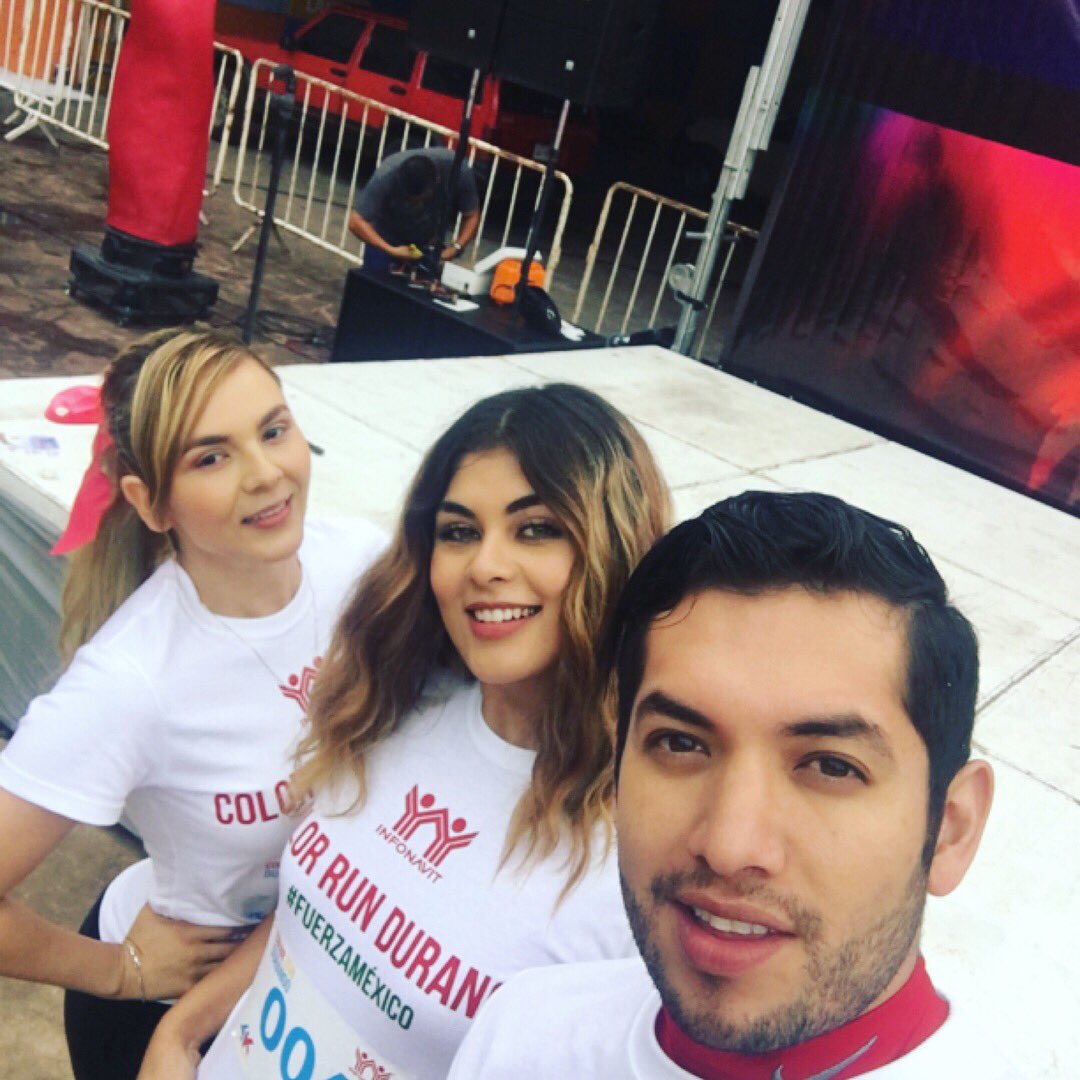 PaolaCastilloo's tweet photo. Gracias por la invitación @Infonavit #ColorRunDurango #FuerzaMéxico https://t.co/8ZboRsgFlV