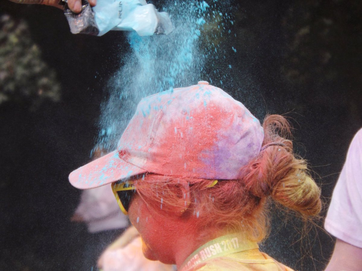 TheKirkwood_UK's tweet photo. Wow what a fantastic day! Thank you for covering yourselves in #colour &amp; helping us reach record numbers! Story@ https://t.co/xWLbBmBFS5 https://t.co/q2HZTs9cvV