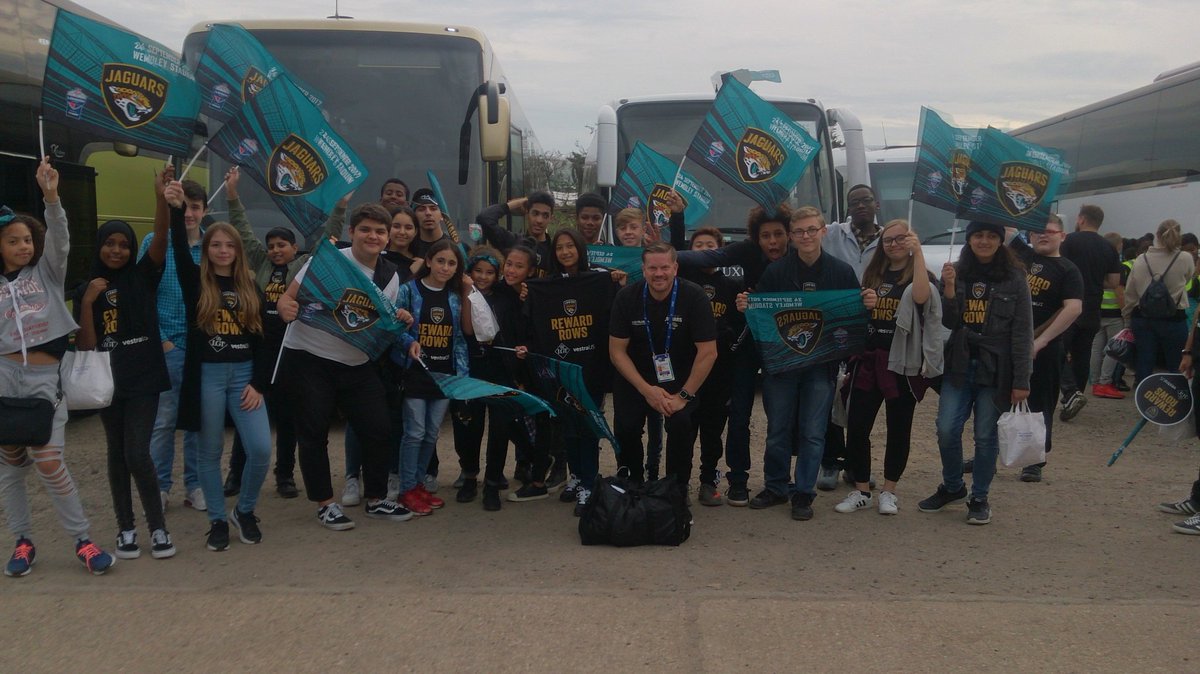 FCSixthForm's tweet photo. Whooohoooo! What a game. The #Jaguars were on fire ๐ฅ Thank you @JaguarsUK @Jaguars @LGTVestraUS @ROARoftheJags #london2017 #rewardsrow https://t.co/m0iORmMcPL