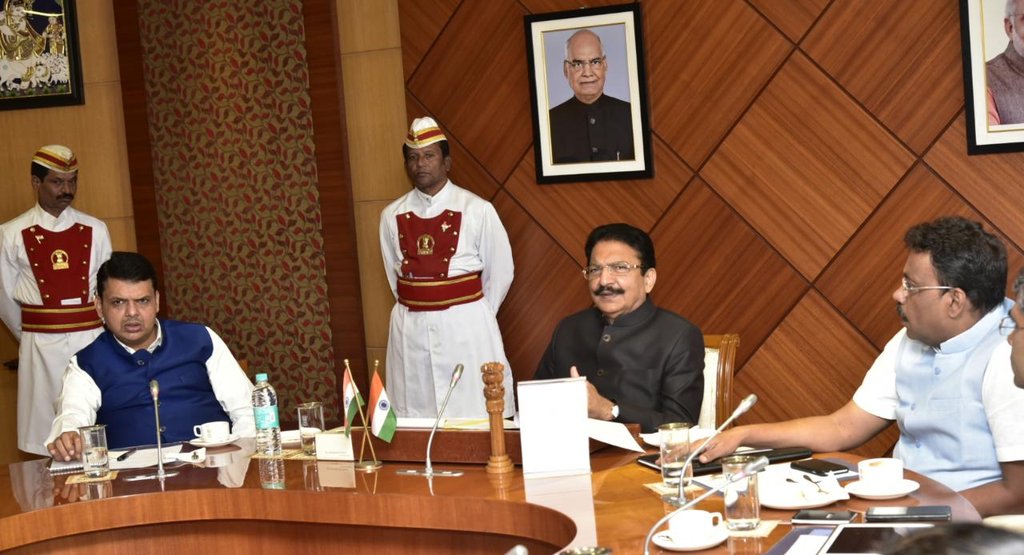 abpmajhatv's tweet photo. ही चूक पुन्हा होता कामा नये, मुख्यमंत्र्यांची मुंबई विद्यापीठाला सक्त ताकीद https://t.co/JIvjyfFMbz https://t.co/RRZUbNAZ4v