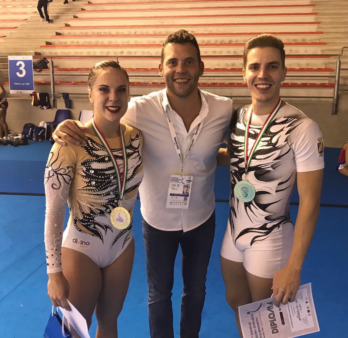 Nuestro Presidente <a href="/JesusCarballo__/">Jesus Carballo</a> junto a <a href="/saramorenooo/">saramoreno89</a> y <a href="/Vicente_Lli/">Vicente Lli</a> tras proclamarse CAMPEONES DE EUROPA en #EuroBics2017!! #TeamESP 🇪🇸