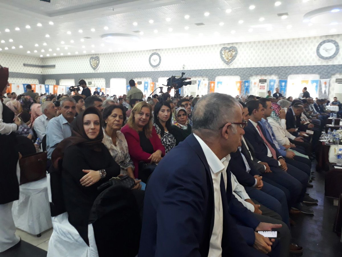 Akkadindiyarbkr's tweet photo. Başbakan Yrd Sn @fikriisik 'ın Katılımıyla Gerçekleşen Yenişehir ilçemizin 4.Olağan Ana Kademe Kongrelerine Katılım Sağladık
@mukaddesevsen https://t.co/9ETVdJn9J5