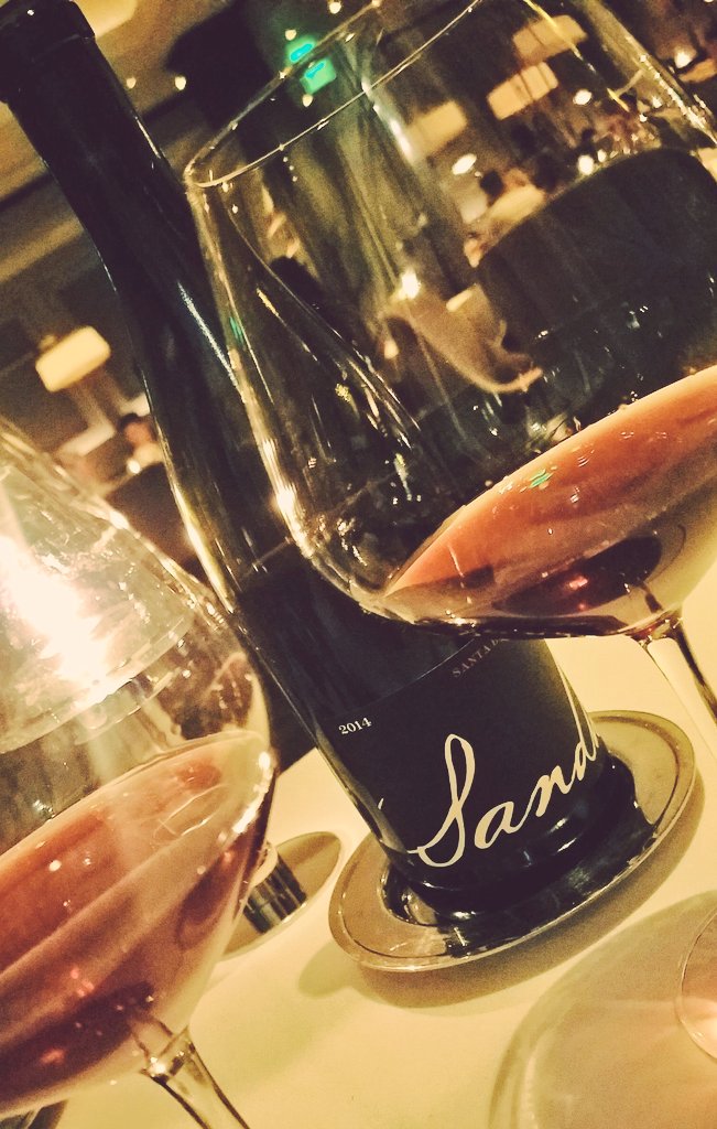 A beautiful #pinotnoir from <a href="/sandhiwines/">Sandhi Wines</a> 🍷 for dinner last night