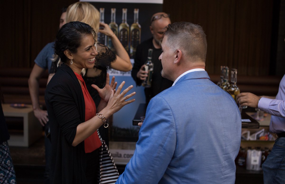 TonyPNetwork's tweet photo. Here's some more snaps from #TonyPsNetworking event this week. See you all on Tues, 10/17 at @ApogeeLounge ! #Chicago #Networking #Events https://t.co/YgWK9I7vcm