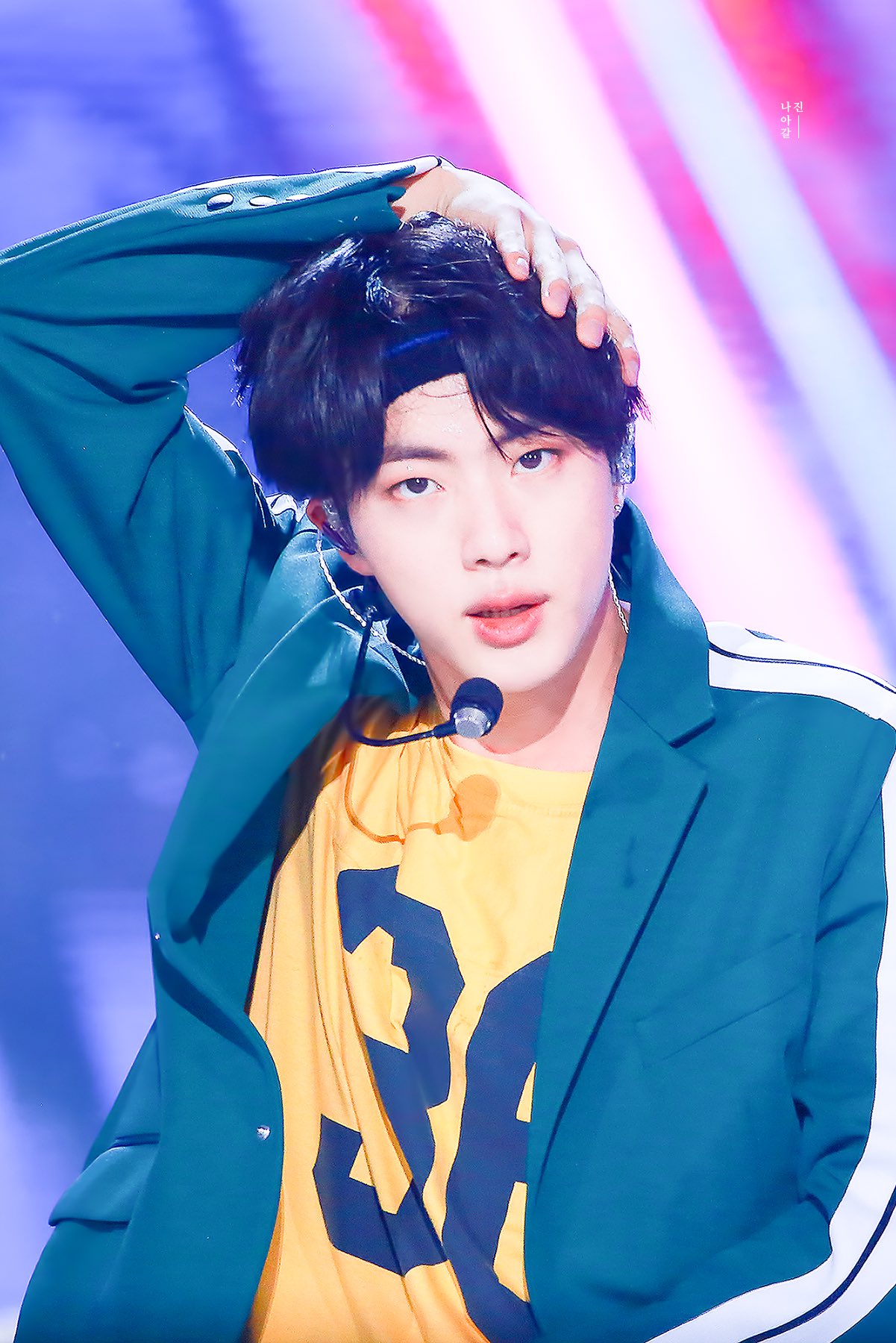 나아갈진 on Twitter: "170924 대전 SF MUSIC FESTIVAL @BTS_twt #Jin #석진 #방탄소년단