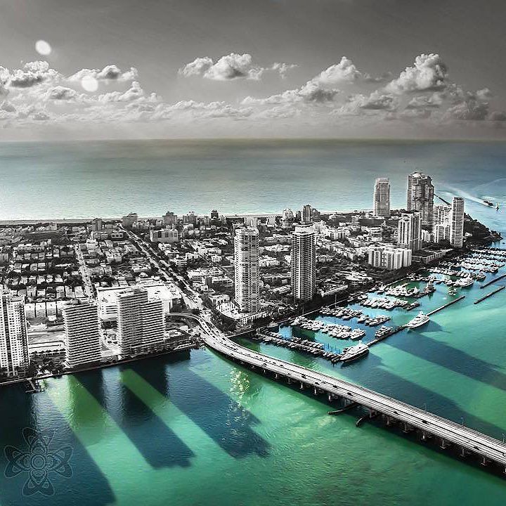 Insane ocean views 🌴🌊 by <a href="/thelightrecord/">TheLightRecord</a> #miamibeach #oceanview #miami ift.tt/2wey4xh