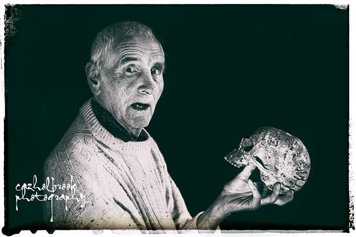 cazzlebrook's tweet photo. One of the portraits for 'I am Ross', I'm holding an exhibition at @MadeInRoss for all of Oct #rossonwye #peterterson #playwright https://t.co/Hf3hGuMYLR