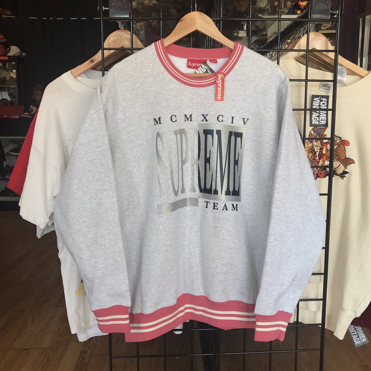 vintage supreme crewneck