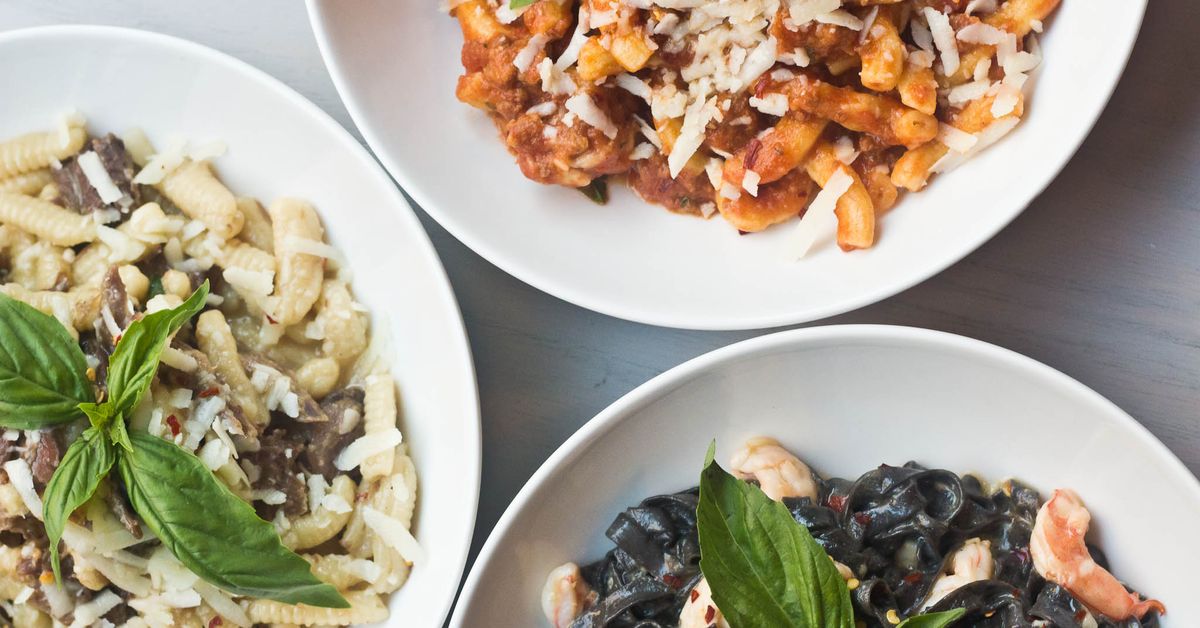wineandbeats's tweet photo. Aunt Jake’s Debuts Second Location — and More Openings  https://t.co/E5wC97YHep https://t.co/oB2mI12bT1