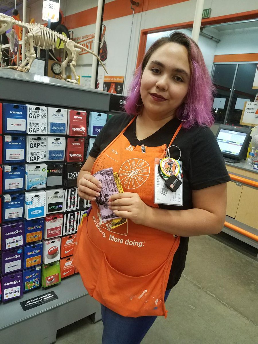 HDFE2510's tweet photo. Kayla and Rebecca finishing off the night with approved credit cards. Great Job ladies! #credit #recognition #FillTheFunFund https://t.co/N180M36IFN