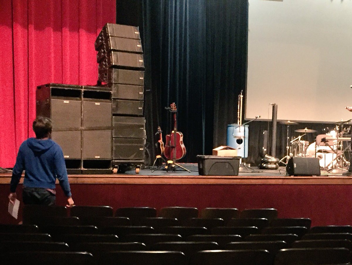 Reachcomm's tweet photo. A little groundstacked @NEXO_official #STM rig
#OkGo
#REACHComm https://t.co/oT60OYHcvK