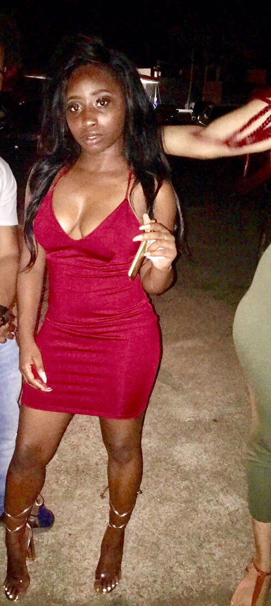 KweenK_'s tweet photo. 🤤👑✨#21stBirthday #KweenKDay #KweenK https://t.co/oTIh2aP43q