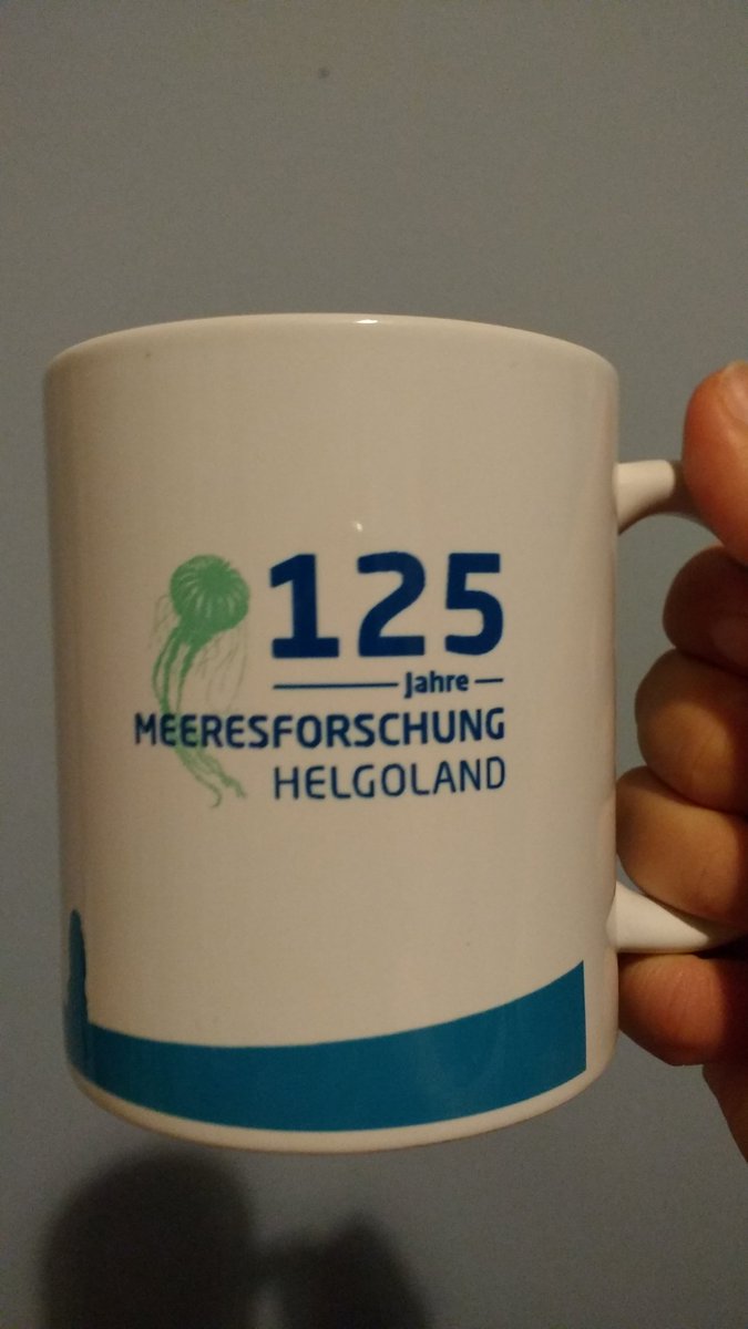 MariaGaragouni's tweet photo. This w/e I got:
▪to go to Inis Oírr
▪to talk 🐋🐬 &amp; #climatechange at #OCSP17 
▪to meet up w/ #Polarstern friends
▪a cool @AWI_Media mug! https://t.co/vVCY5Iq0HB