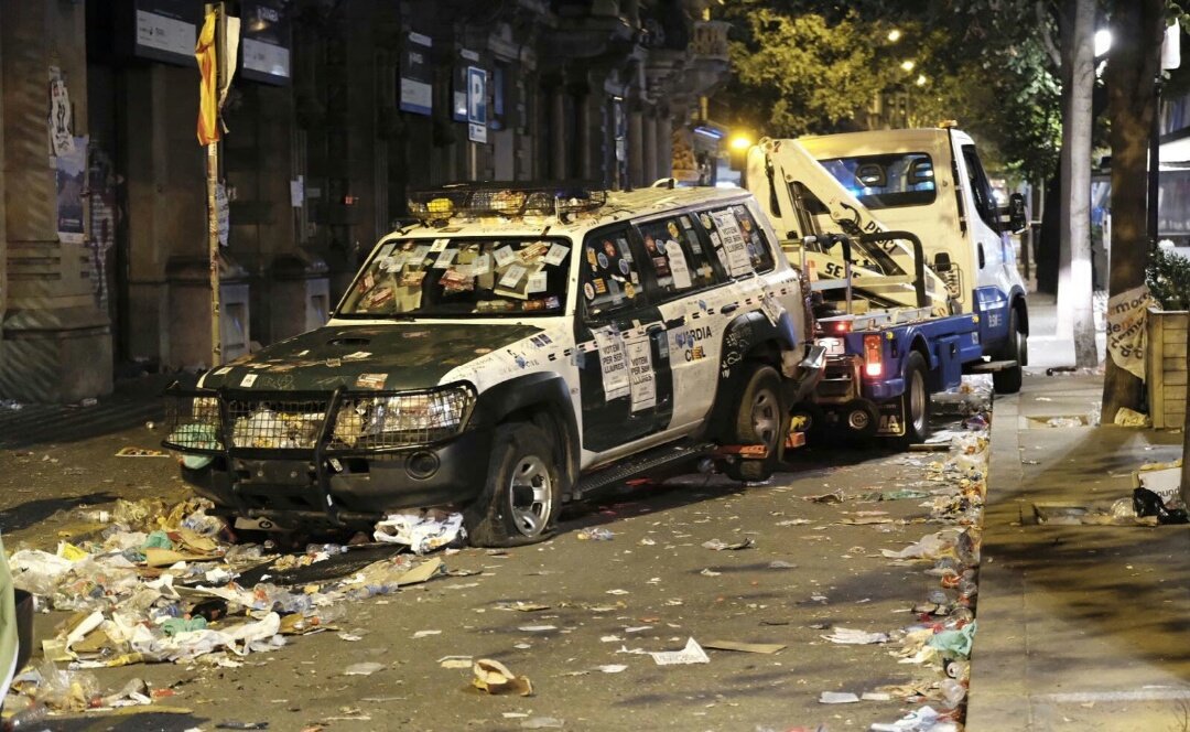 -Yo soy la Tormenta.
-Yo soy Joseba, el de Carglass.