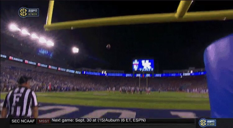Traveling_Gator's tweet photo. That @SECNetwork FG target line tho...#SpotOn #SolidResearch #UFvsUK https://t.co/2tgG4d6AIp