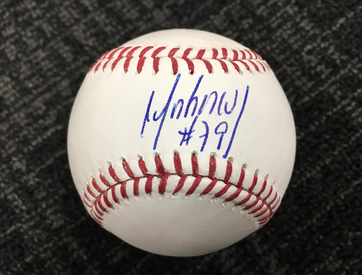 whitesox's tweet photo. RETWEET for a chance to win an autographed José Abreu baseball! #SoxGameDay

Rules: https://t.co/a9Xrt1ojFS https://t.co/B4J6HJ7OcS