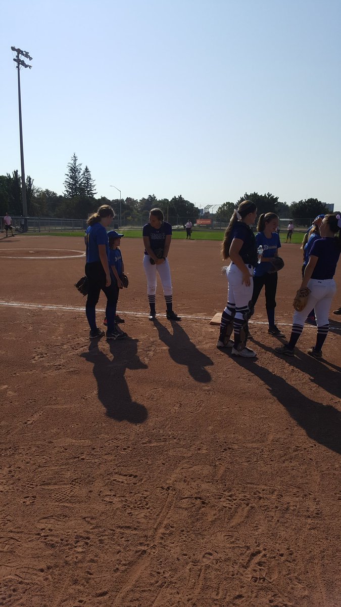 trpltrbl123's tweet photo. Great day with the @WesternU womens softball team. Thx for the opportunity! #DorchesterDiamondbacks #girlsfastball #toohot4ball!! https://t.co/TO90JxbFWm