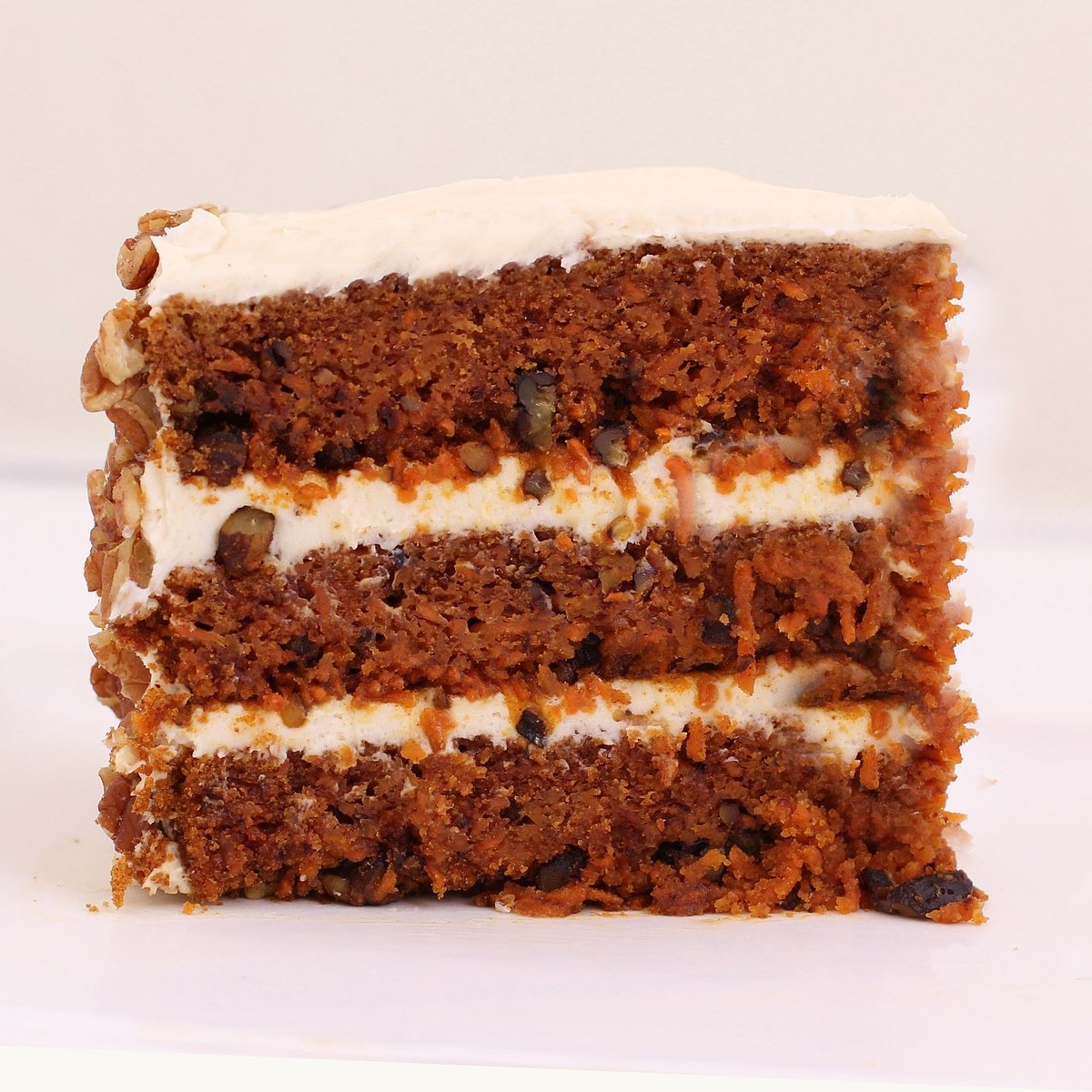 CasaGrandeSP's tweet image. We'll make a carrot cake lover out of you! #moistanddelicious