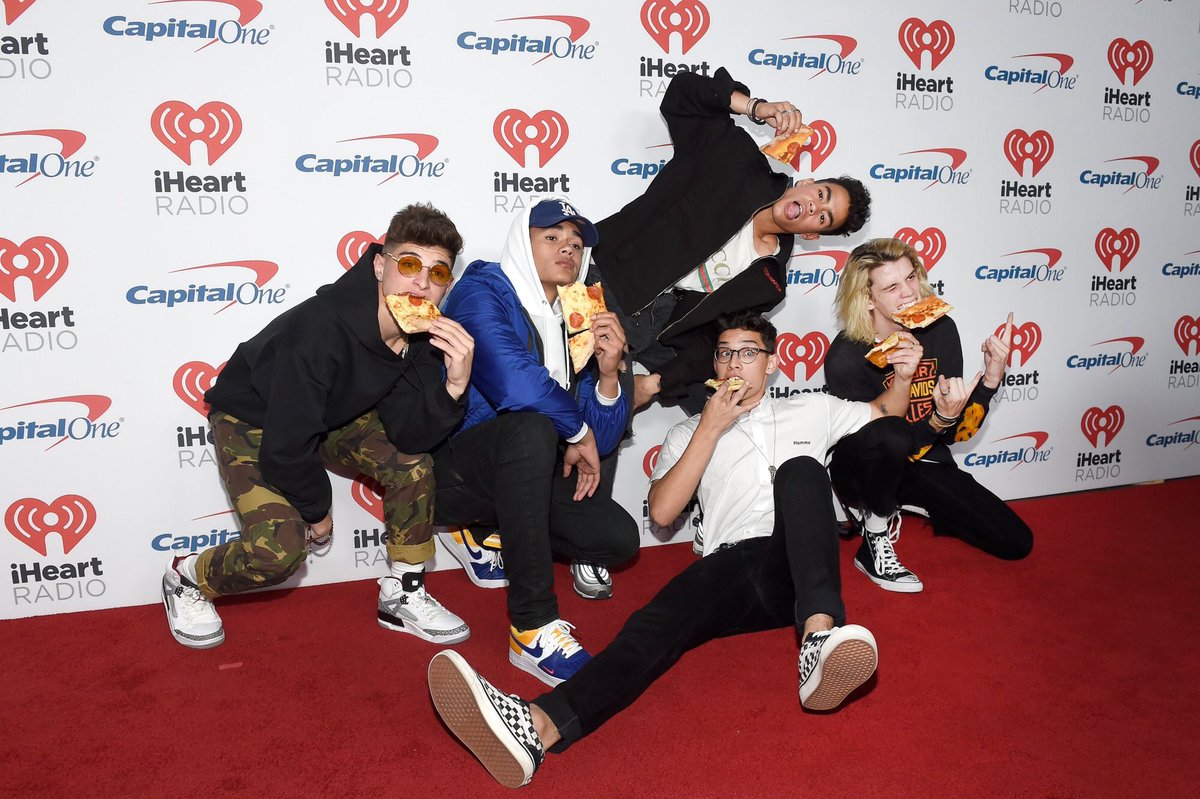 Goonz on the carpet 🔥