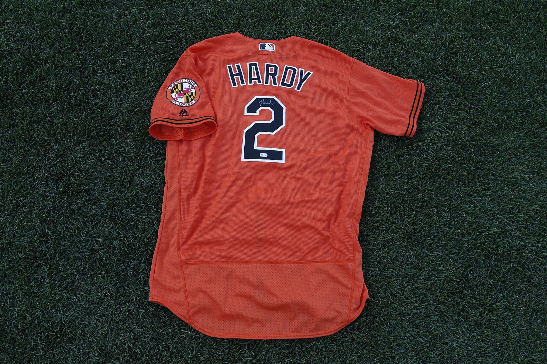 Baltimore Orioles on X: Our final Fan Appreciation Weekend giveaway: an  autographed J.J. Hardy jersey! Retweet for a chance to win it. #Birdland   / X