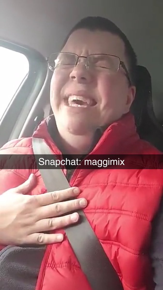 Mixarinn er að auglýsa snappið sitt á sínu eigin snappi