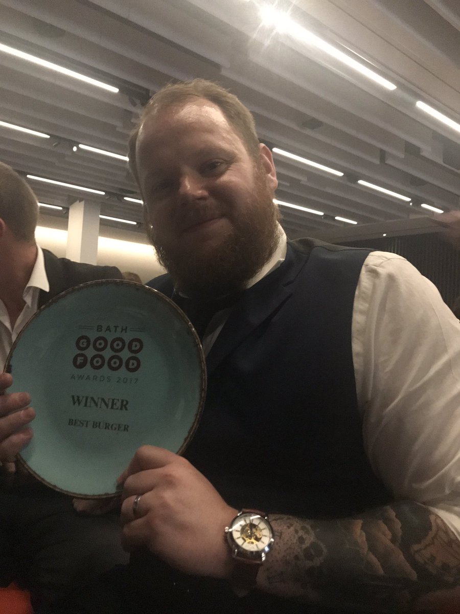 CreativeSliders's tweet image. Omg!