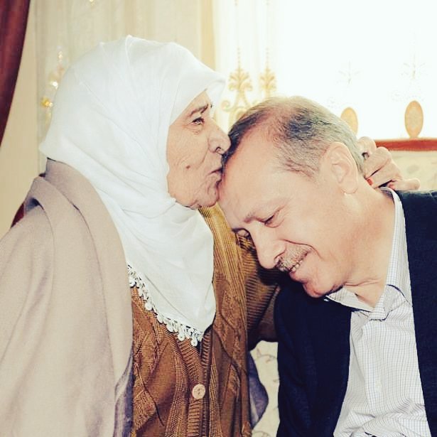 Sayın Cumhurbaşkanımız #AdliMahkum  Ailelerinin ve Çocuklarının Tek Umudu Sizsiniz. Merhametinizden Sual Olunmaz.

@RT_Erdogan  <a href="/tcbestepe/">T.C. Cumhurbaşkanlığı</a>