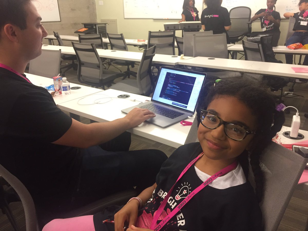 BlackGirlsCode's tweet photo. Almost time for their presentations. They've been coding hard all weekend leading up to this! #BGCHackathon w/ @Colgate #CodeBrighter https://t.co/gNtmuvaKJl