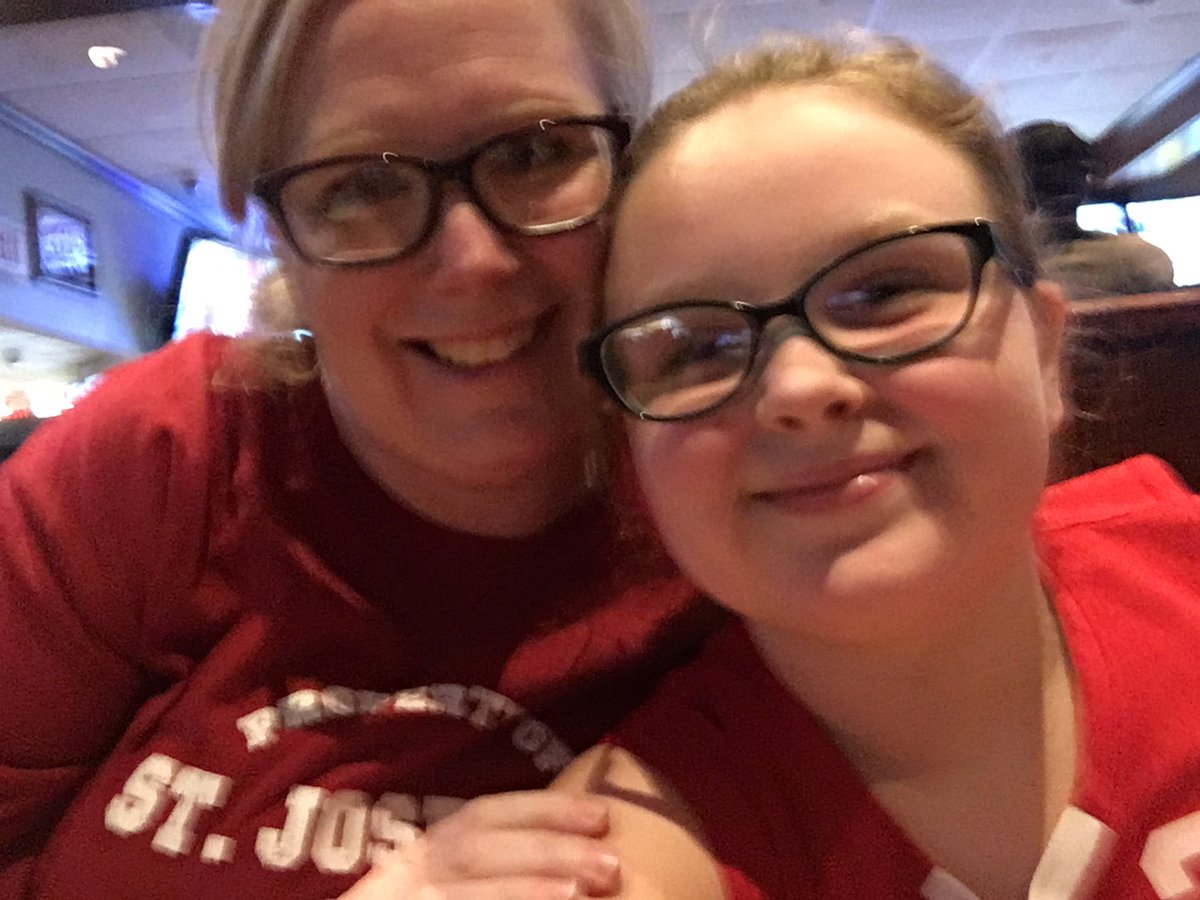 Dinner with my favorites....except ryan is too cool for school....🍕🍕🍕