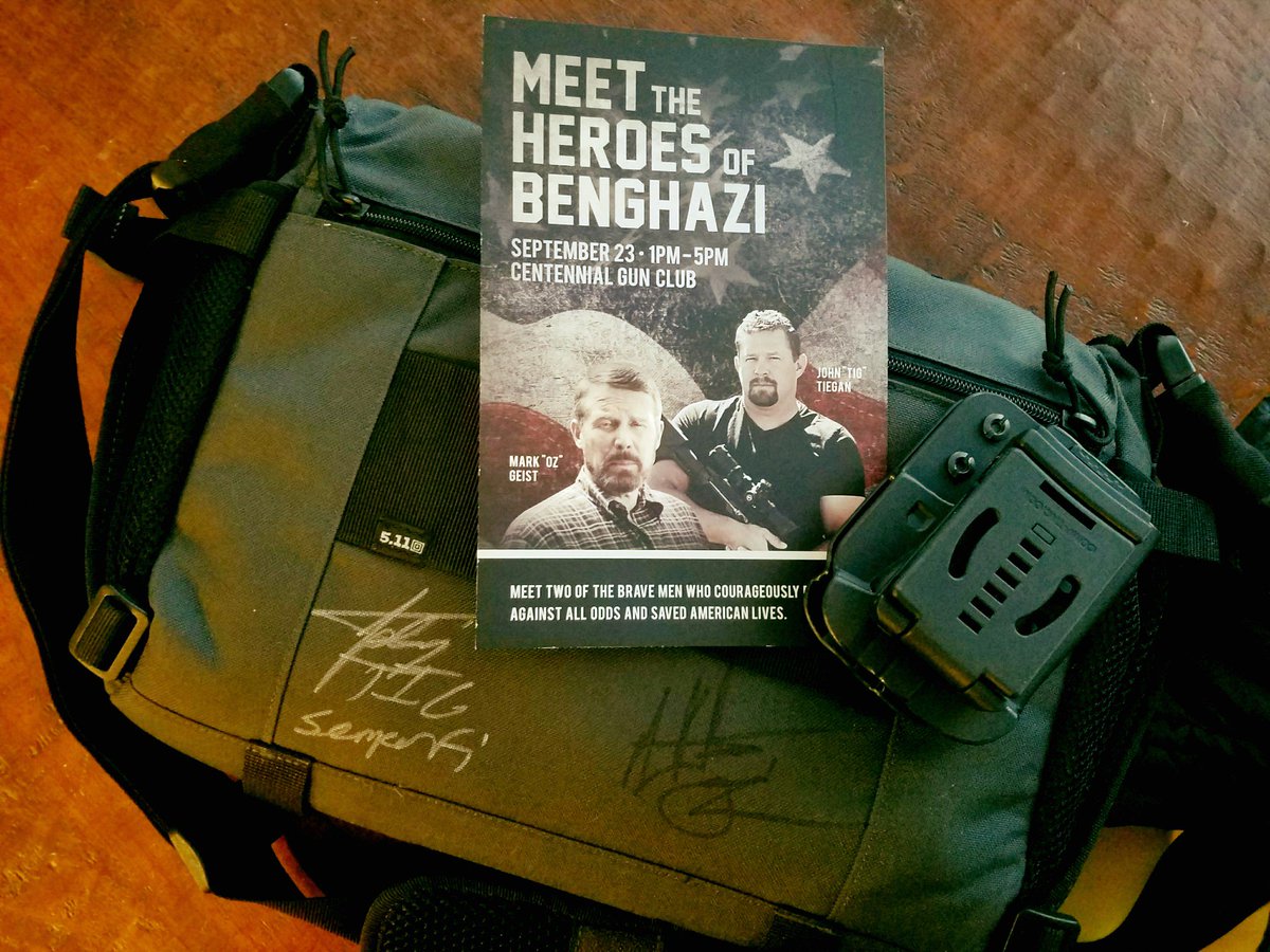 What an honor to meet Mark "Oz" Geist and John "Tig" Tiegan #cgc #13hours
