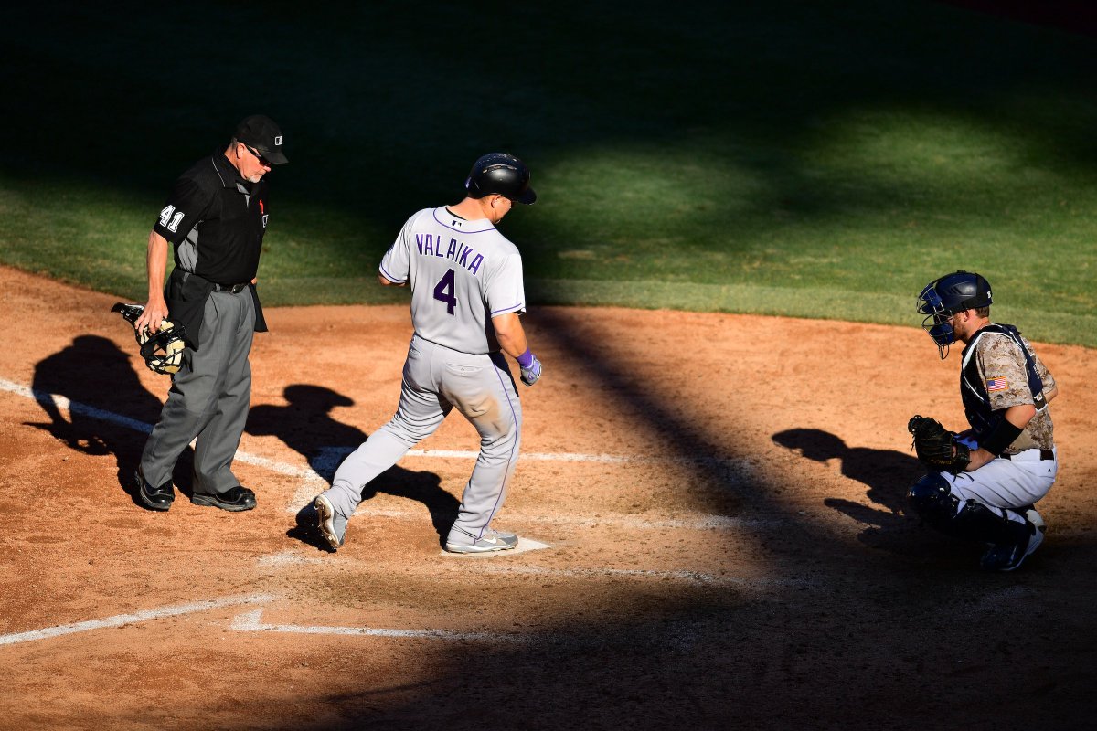 kogane_souken's tweet image. #84thWinSoon #vsSD #PetcoPark RT @Rockies: 🎶 Chicken parm you taste so good. 🎶