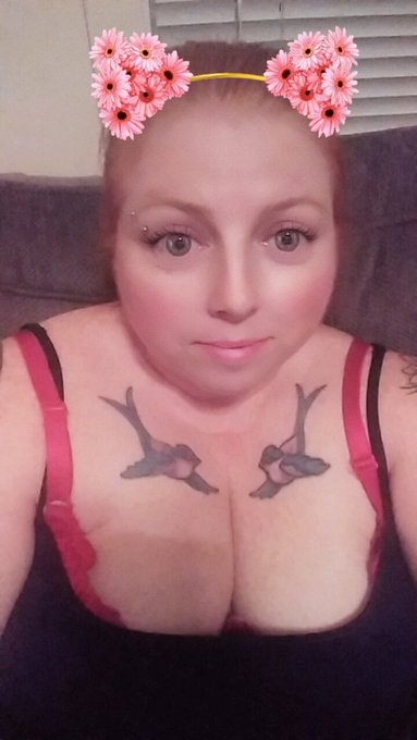 Hi everyone. Im just chilin at home. What are you up to? https://t.co/219sY5etxx<a href="/tag/tittytuesday"class="tags"><span>#tittytuesday</span></a>