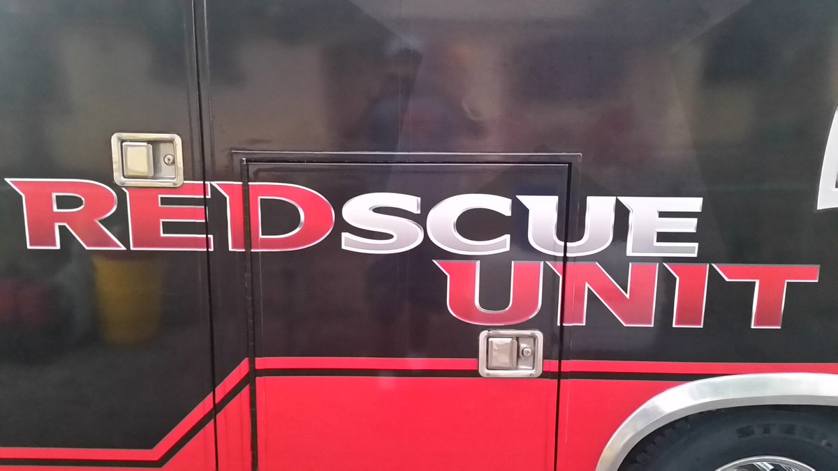 RedscueUnit's tweet image. Getting ready for MNF