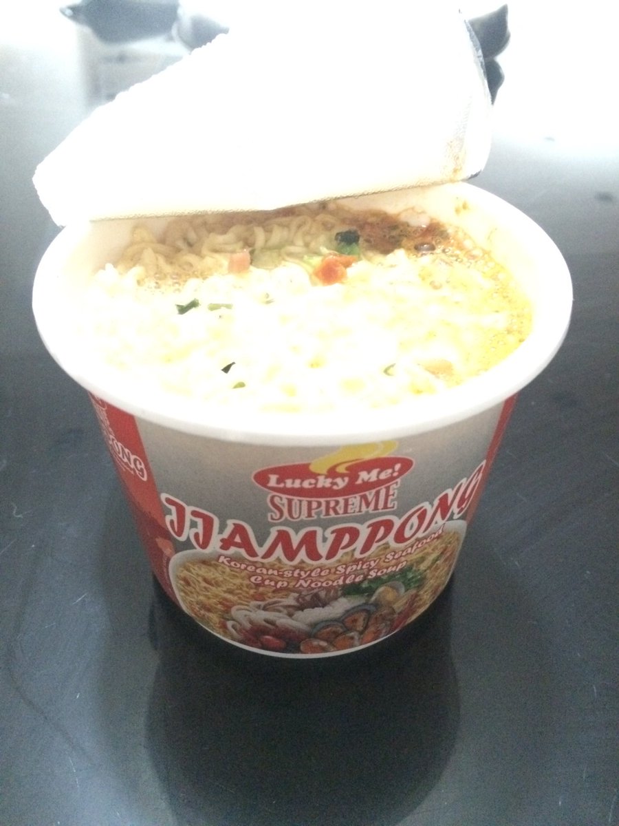 Berth_Arca's tweet photo. Jjamppong 🍲 + Chopsticks 🍜 = Yummy breakfast! 😋
-------------------
#follow4follow #followme #jjamppongnoodles #chopstickstyler #ilovechili https://t.co/fW2GdgrW1U