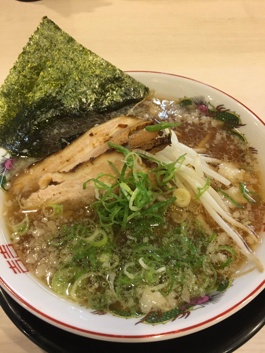 ラーメン 丸十 駅前店では背脂醤油ラーメンが加わりました。