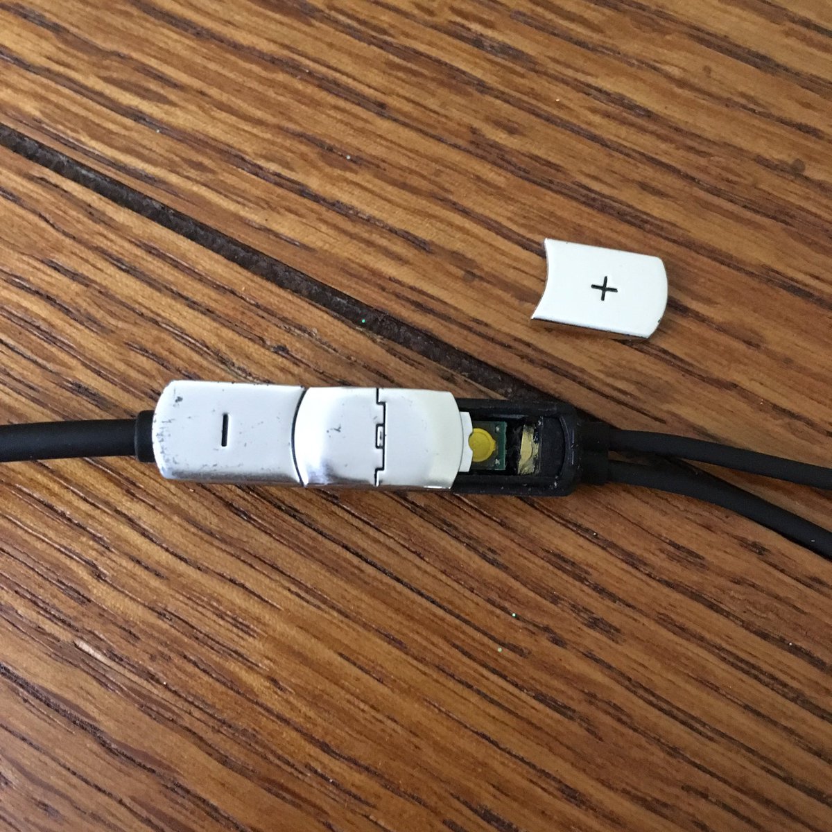 runningnerd's tweet photo. @SOLREPUBLIC How do I get this fixed? What is the warranty on your product? Thanks. https://t.co/rP8j68lO4V