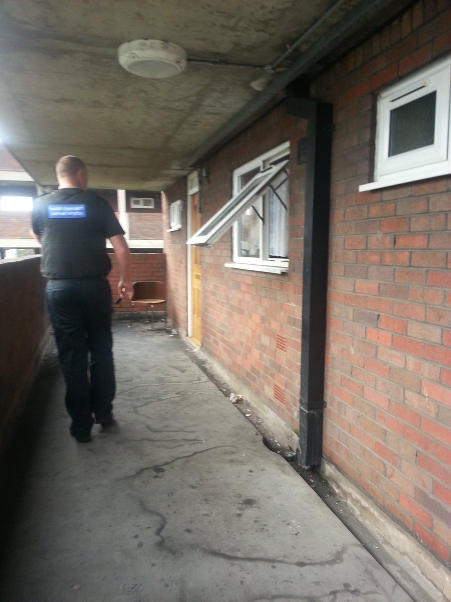 Not a standard lock change on Eldon St, well done DaveWhitehead you did a smashing job <a href="/FirstForFCHO/">First Choice Homes Oldham</a> <a href="/juliejfcho/">Julie Jones</a>