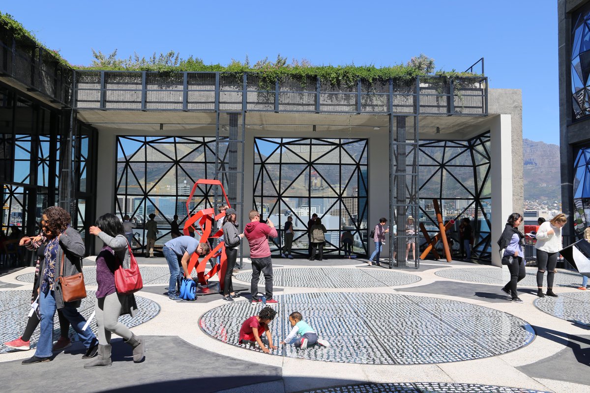 and if you cant make it today, don't despair: Wed. mornings (10am-1pm) are free for all Africans + first Fridays (4-9pm) are half price!