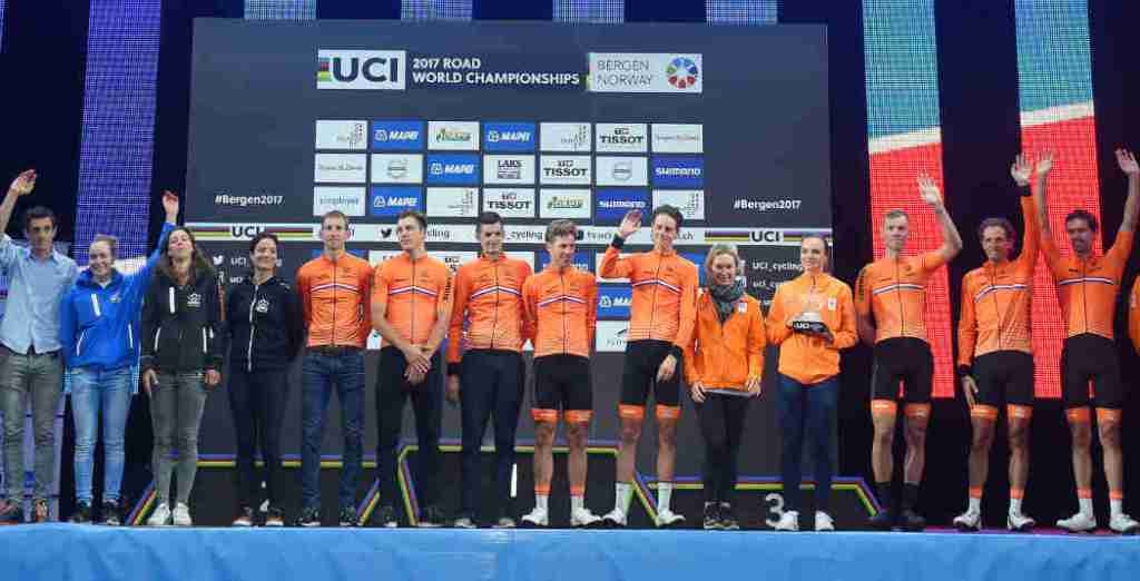 Wielertours's tweet photo. Nederland sterk op WK Wielrennen, Dumoulin favoriet Tour de France 2018 https://t.co/quqzrnHjci https://t.co/O6Qk2XSK3V