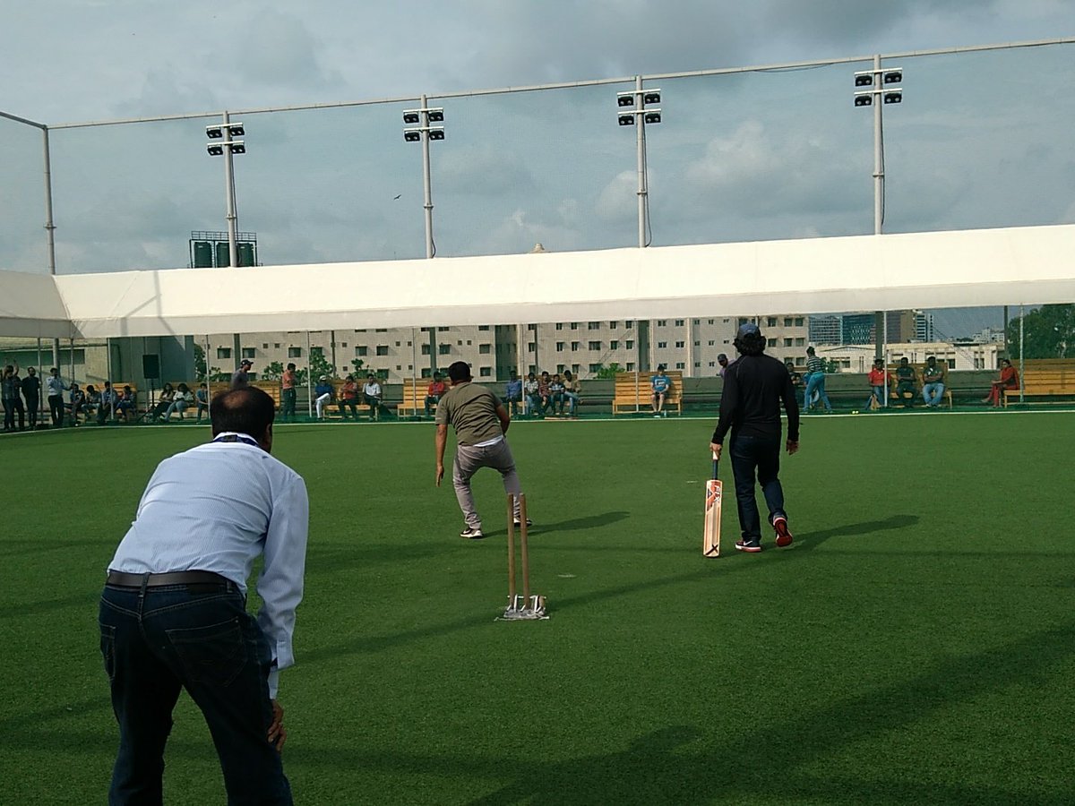 simplymanas's tweet photo. #Moments captured from #cricketmatch pre-event #tescotechday @Tesco_Bengaluru https://t.co/sNgAtp5DfG