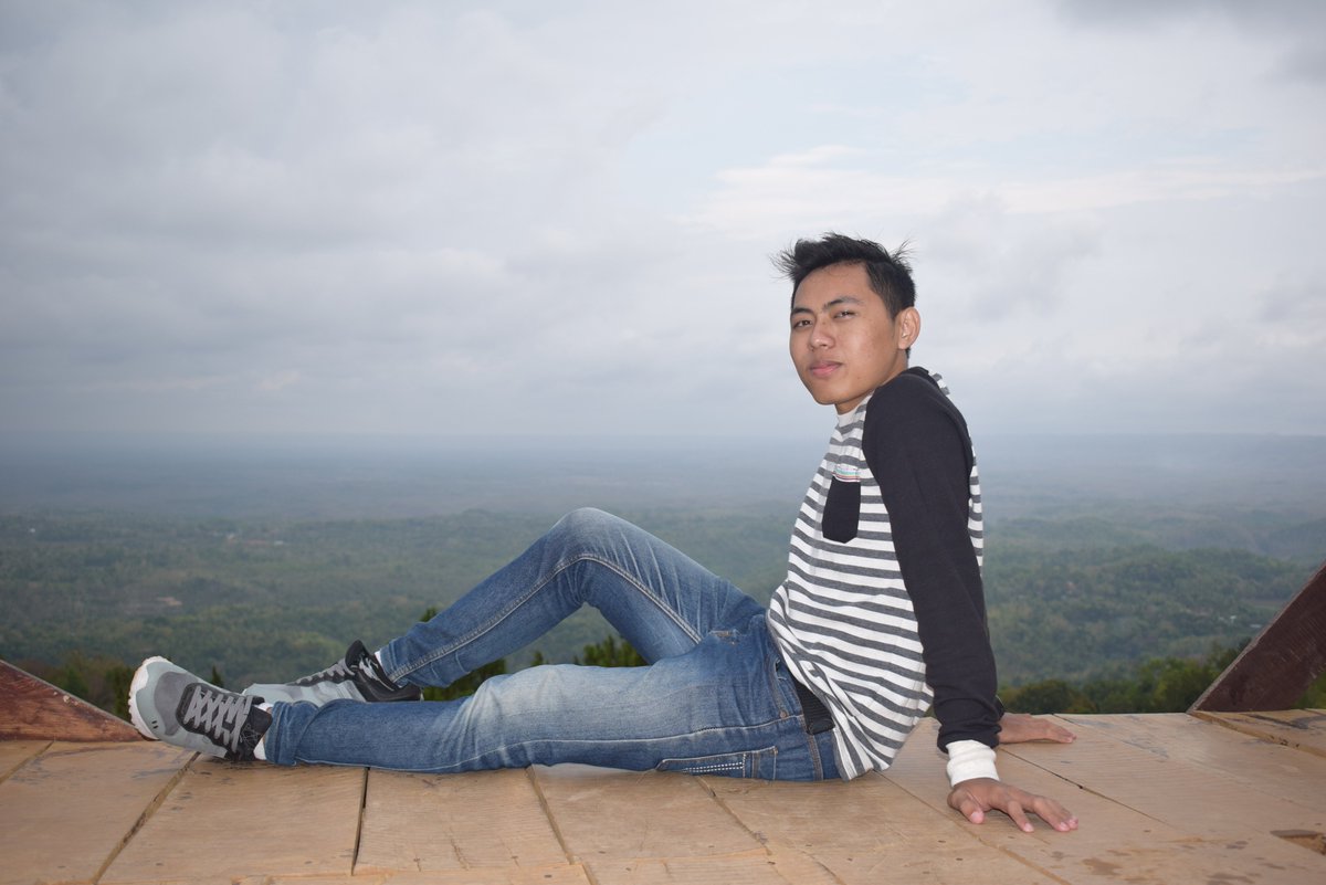 Boleh lah kita merasa diatas angin sejenak, tapi kemudian kita harus kembali berpijak di bumi. Melanjutkan beberapa tugas dan kewajiban kita