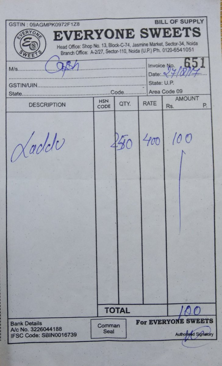 AskActivist's tweet photo. Is ths crrct #invoice w/o #GST ?The ownr is #selling w/o ny invoice to #customers if sm1 ask gve on a #plainpaper
#whatamess
#GSTIN https://t.co/yWqz2h0cf6