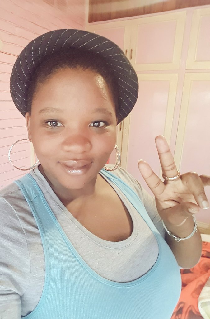 CeecesTravel's tweet photo. This face, coming to a @rain_africa store near you today 😊 #CeeLovesRain #RainKZN https://t.co/7N7HpBPLmV