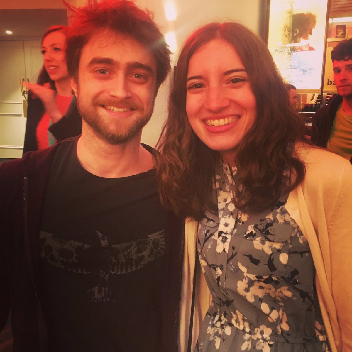 YaleinLondon's tweet photo. Stars abound on the London theatre scene. Apply to Yale in London for your chance to rub shoulders with fan favourites*. Apply now! 1/2 https://t.co/yY3Zr9l871