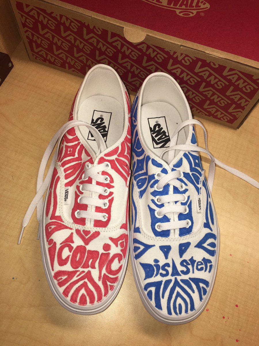 Iconic_Disaster's tweet image. 💈💈💈