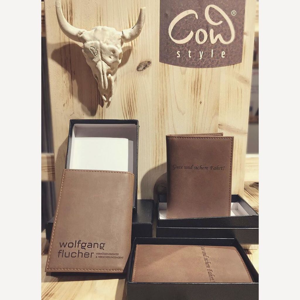 COWstyle's tweet photo. Wir entwickeln neben der Handelskollektion auch eigene Editions und Designs nach den Vorstellungen des Kunden. Die… https://t.co/jFYIkOBP6v https://t.co/jruKeHgu87